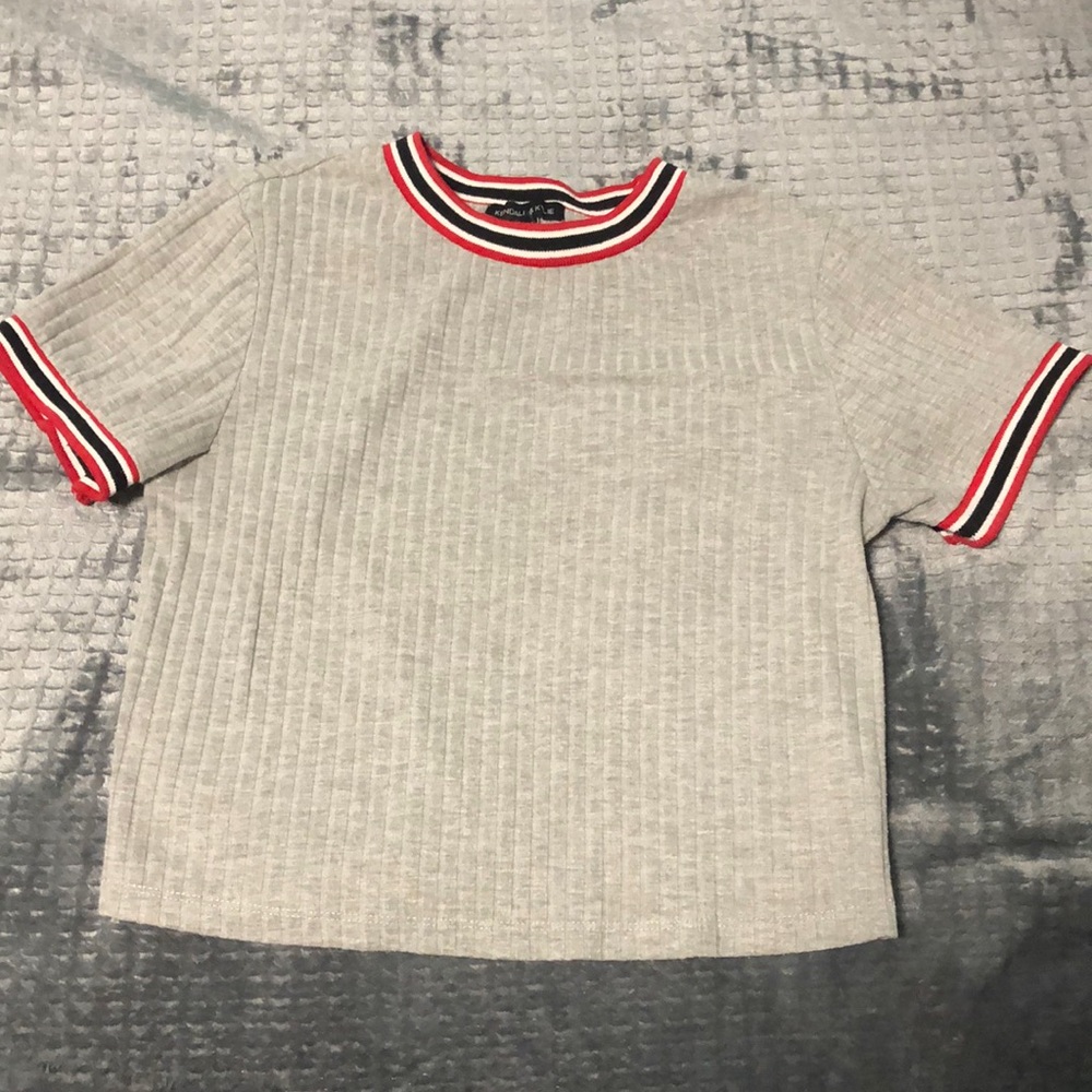 Brand new Kendal and Kylie top